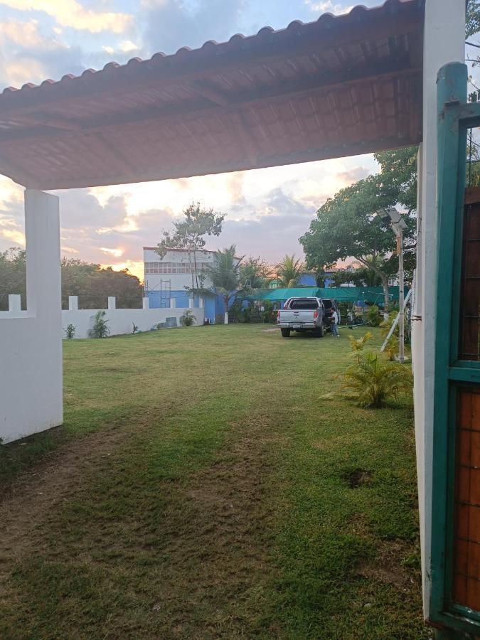 Lo De Reyes Monterrico Y Sipacate Hotel Las Quechas Exterior photo