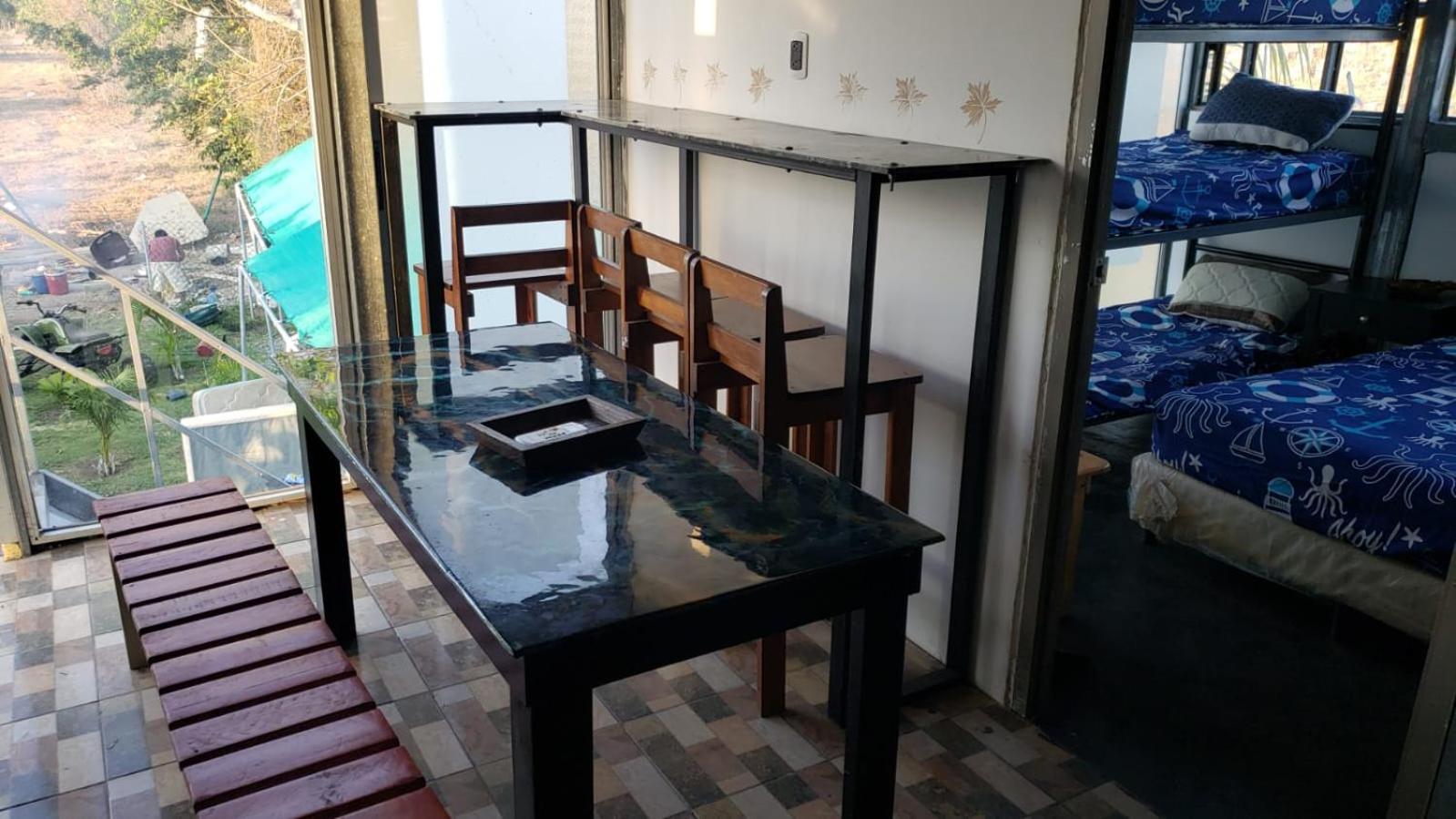 Lo De Reyes Monterrico Y Sipacate Hotel Las Quechas Exterior photo